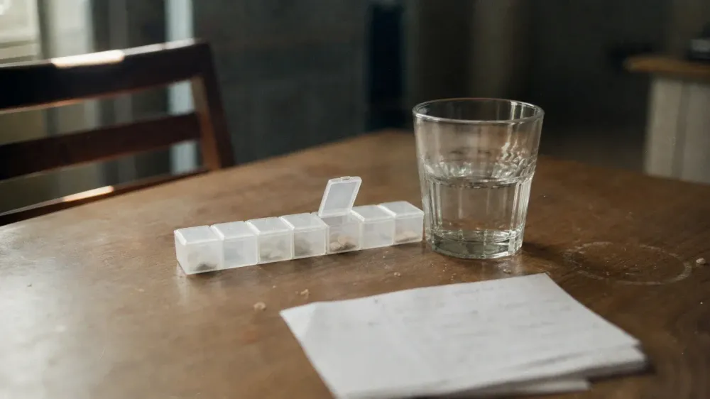 CBD and Blood Thinners: Why the Answer Depends on Which One
